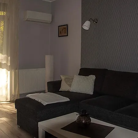 Thermal Apartment *