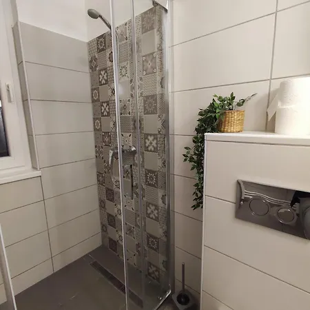 Thermal アパート